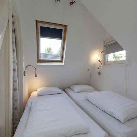 Cozy Holiday Home With Garden Sint Maartensvlotbrug Dış mekan fotoğraf