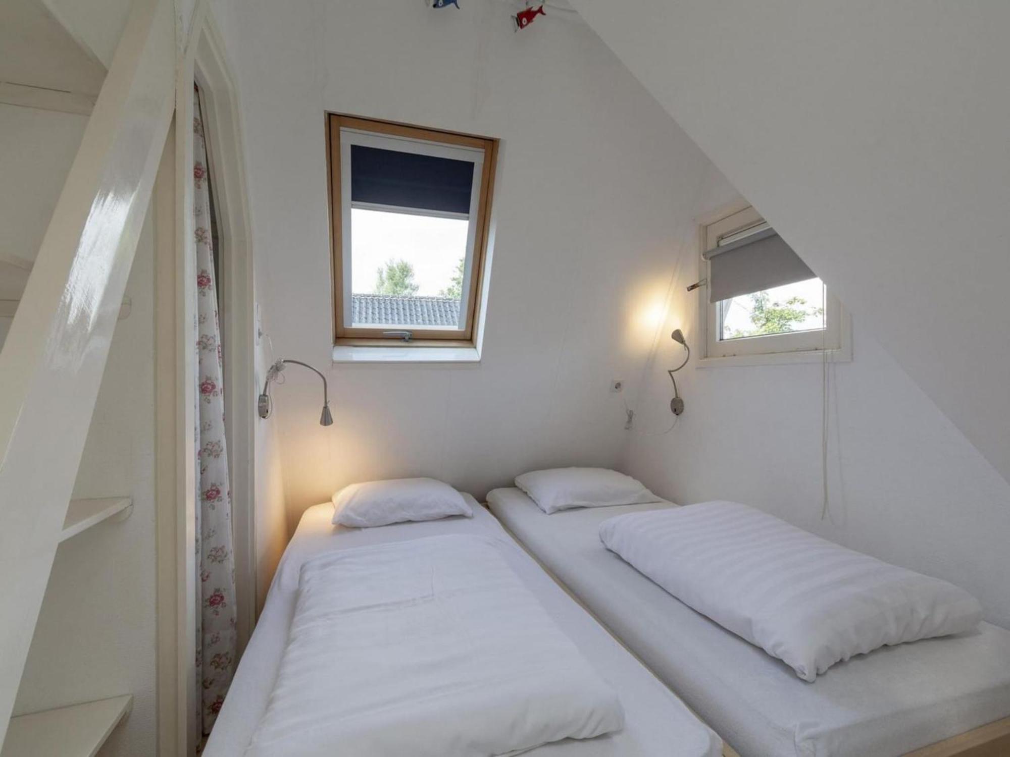 Cozy Holiday Home With Garden Sint Maartensvlotbrug Dış mekan fotoğraf