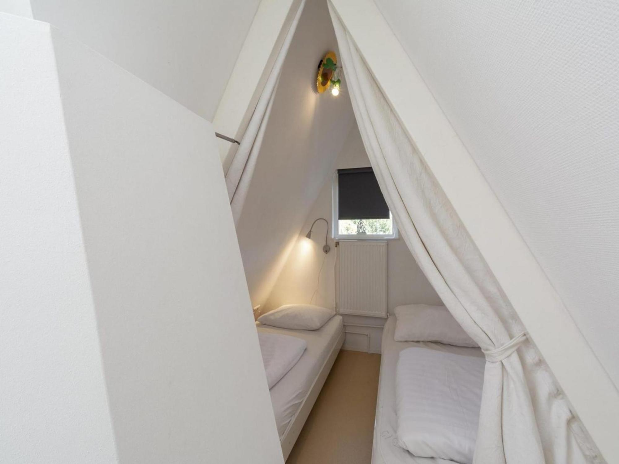 Cozy Holiday Home With Garden Sint Maartensvlotbrug Dış mekan fotoğraf