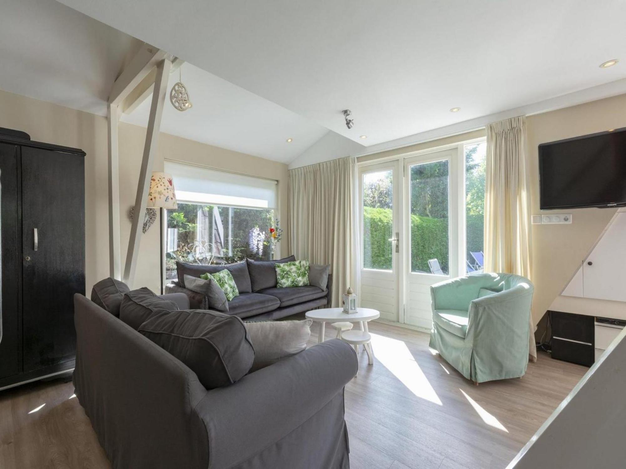 Cozy Holiday Home With Garden Sint Maartensvlotbrug Dış mekan fotoğraf